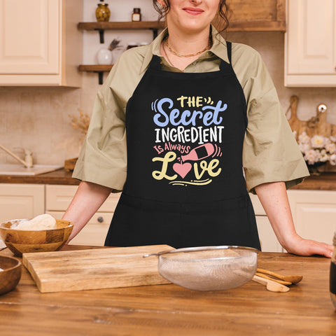 Uiycolk women's apron with adjustable neck strap provides comfort