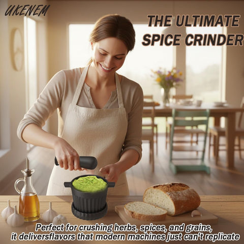 UKENEM dual-purpose base used as lid or garlic grater plate.