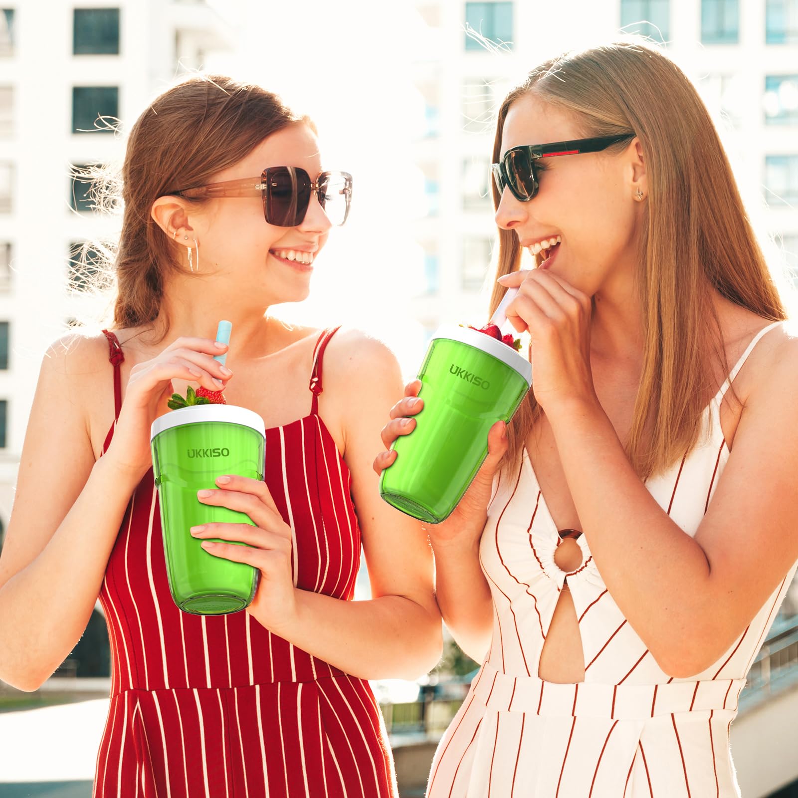 UKKISO fruit smoothie and milkshake cup ideal for homemade beverages