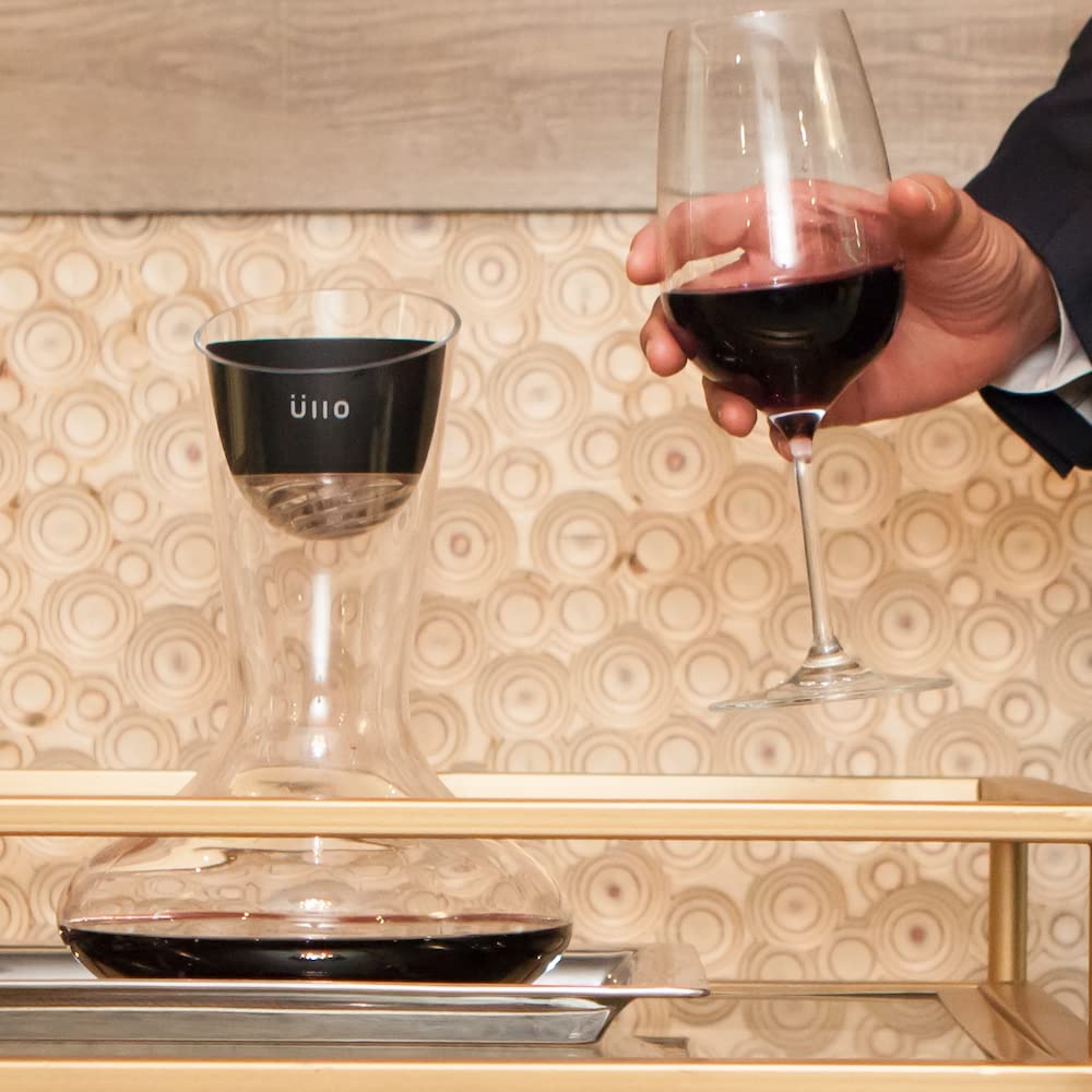 Lead-free crystal decanter supports vibrant aromas during serving.
