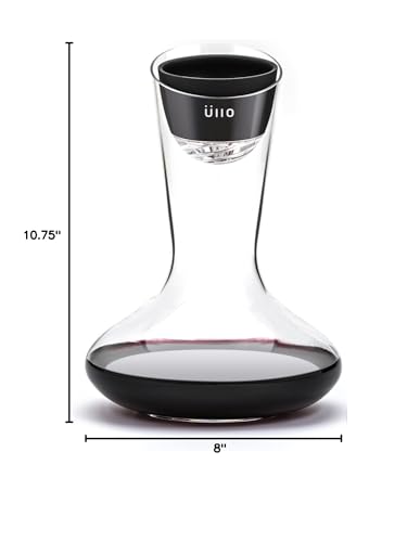 Close-up of the hand-blown crystal decanter used with Üllo purifier.