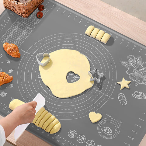 ULTRAKENO easy-clean silicone resists stains and sticks for pastry work