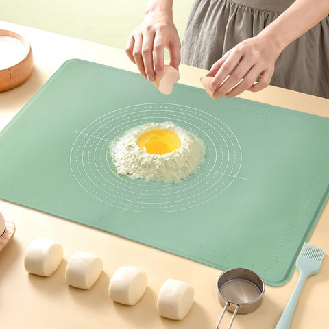 ULTRAKENO silicone pastry mat 28x20 top view, non-stick surface for easy dough work
