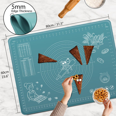 ULTRAKENO 2mm thick pastry mat with raised edge for stable rolling.