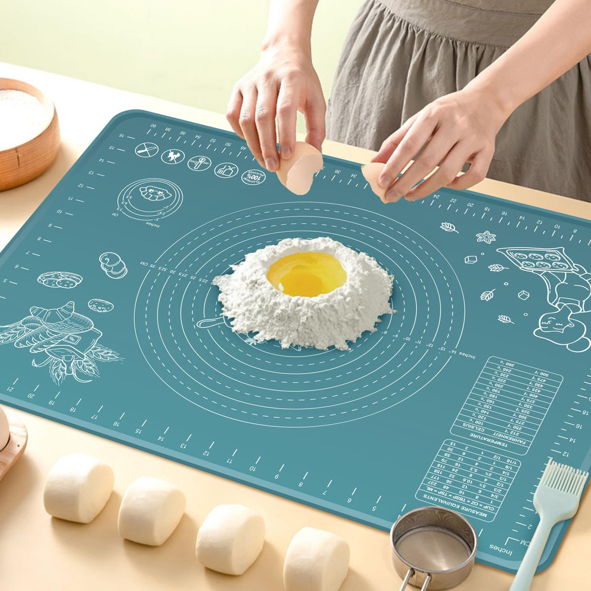 ULTRAKENO edge-height pastry mat 32x24 showing raised border to prevent spills.