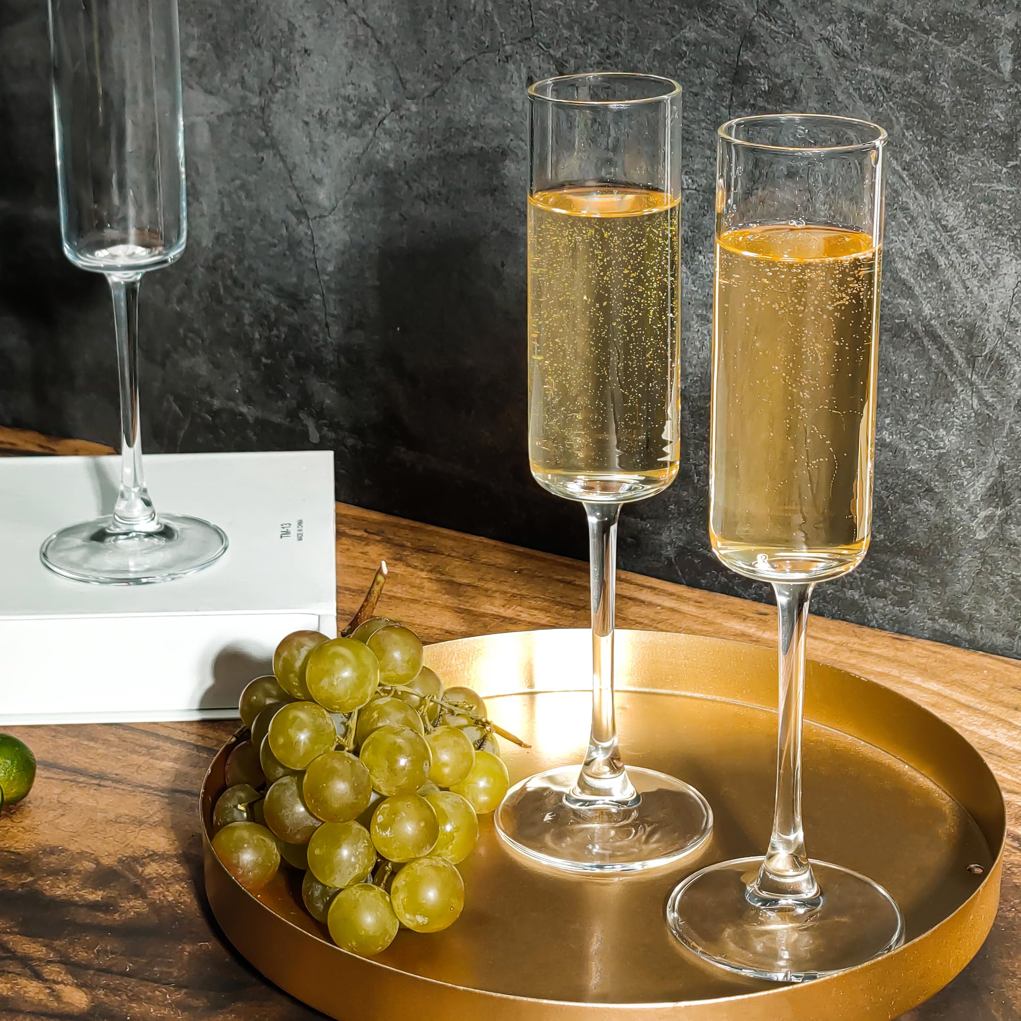 UMEIED dishwasher-safe champagne glasses simplify cleanup after celebrations.