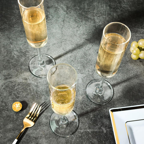 UMEIED crystal-clear flutes, perfect for weddings and anniversaries.