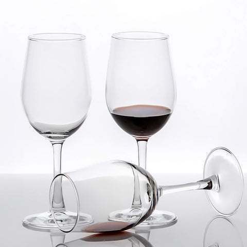 UMI UMIZILI elegant yet sturdy glassware for multi-glass service in lounges