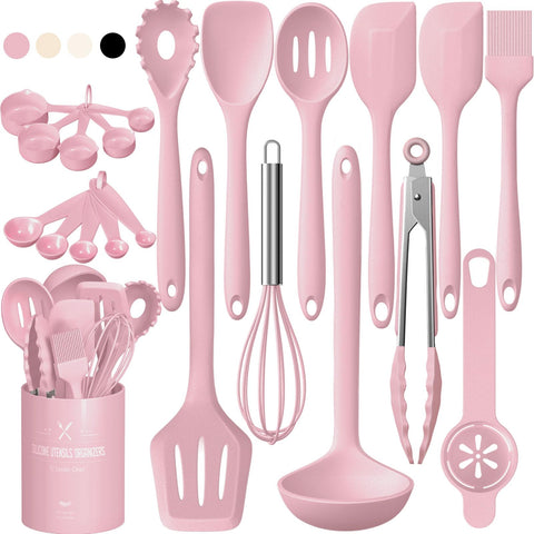 Umite Chef ladle with a heat-safe silicone head protects nonstick cookware.