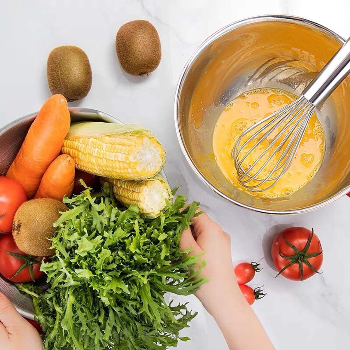 Umite Chef colorful lids provide snug seals and stackable storage.
