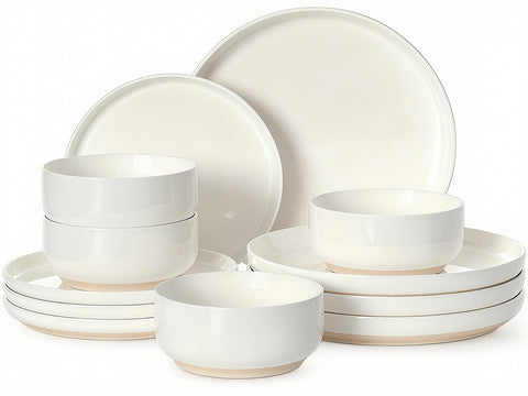 Umite Chef 12-piece plates and bowls set for four, ideal for family meals.