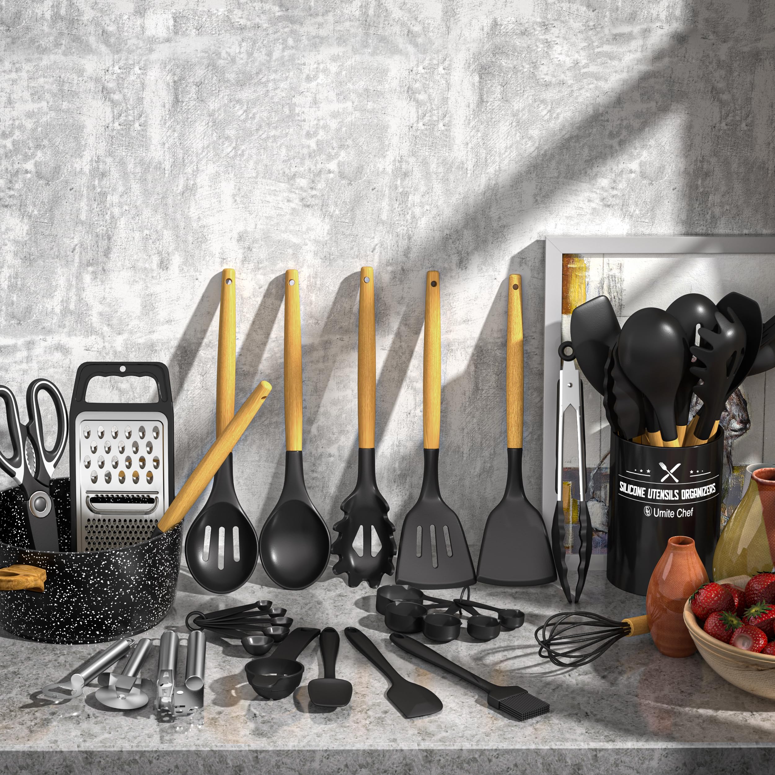 Umite Chef silicone slotted spatula designed for nonstick pans and heat resistance.