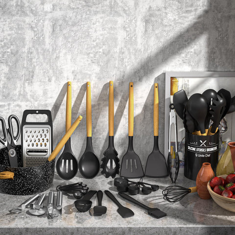 Umite Chef silicone slotted spatula designed for nonstick pans and heat resistance.