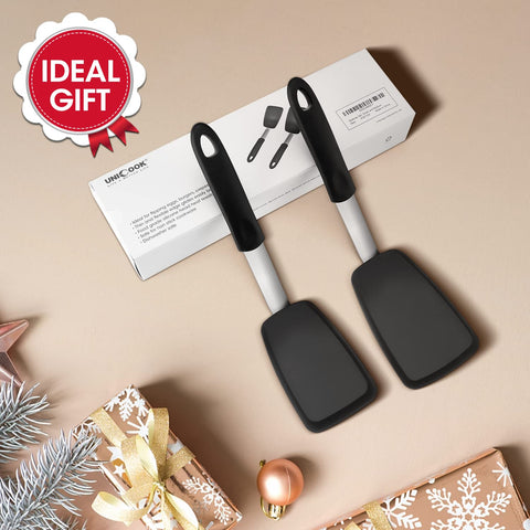 Unicook kitchen-use spatula for eggs and burgers in action
