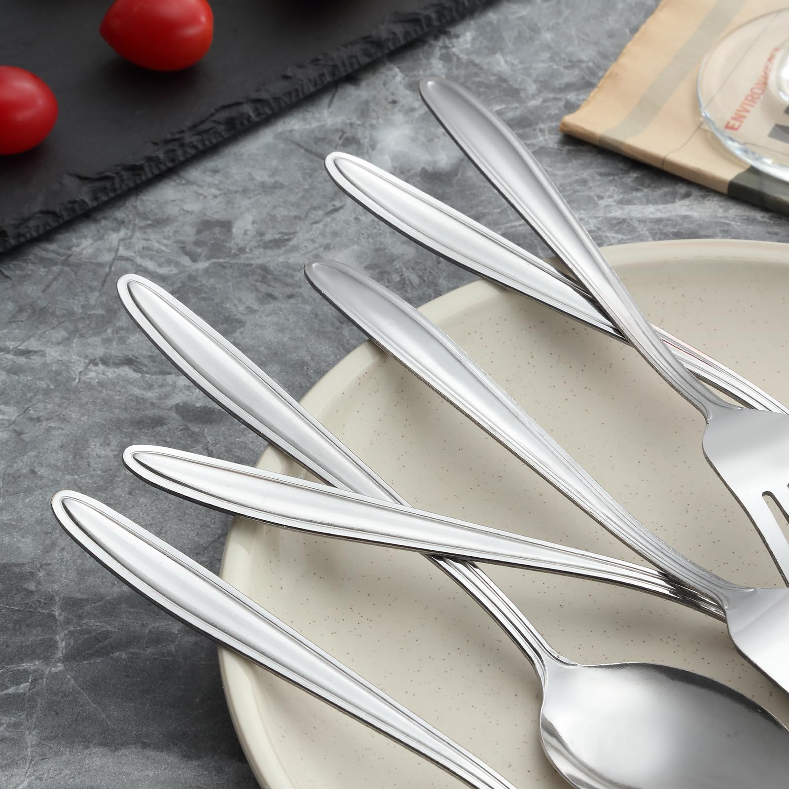 Unokit sturdy stainless steel cutlery resists rust through daily use.