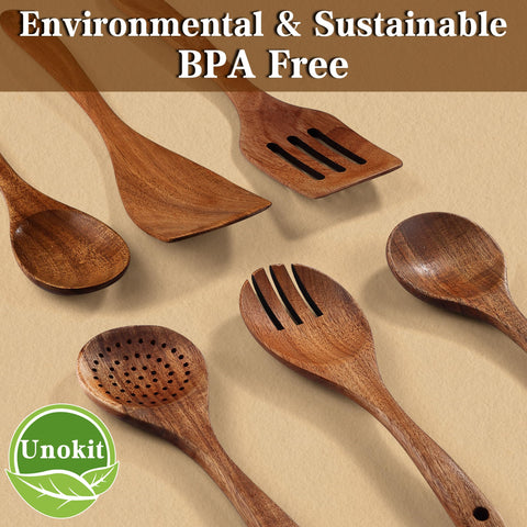 Unokit wooden slotted spoon draining liquids without scratching pans