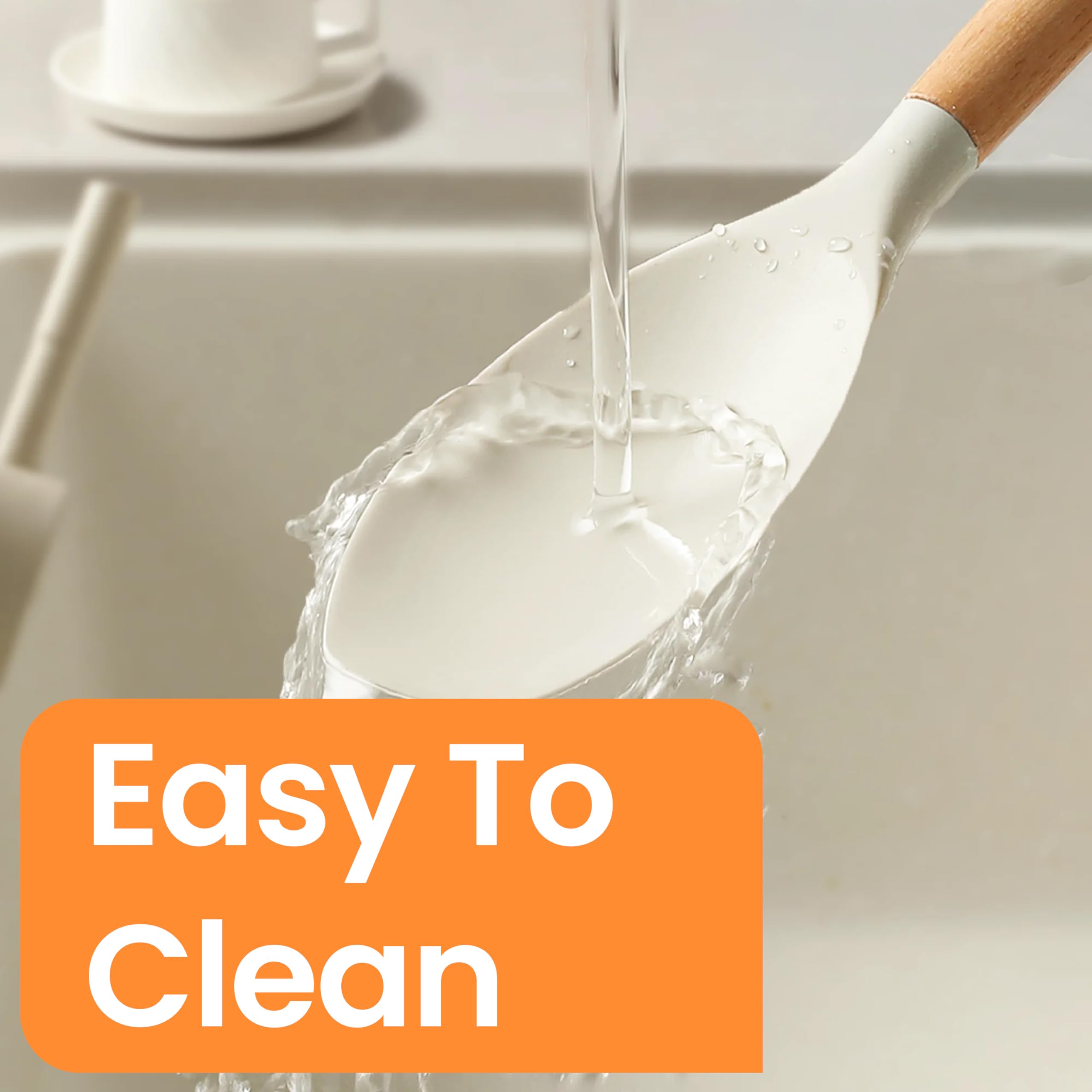 UPPREEM non-stick silicone heads reduce sticking and simplify cleaning.
