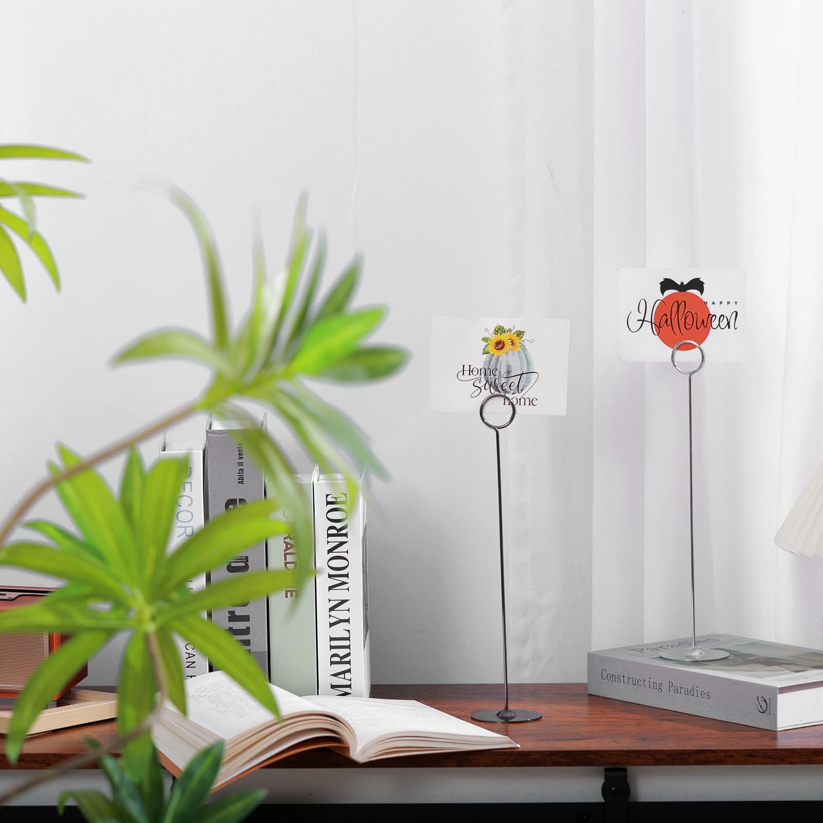 Versatile Urban Deco holders display food signs or memo notes at parties