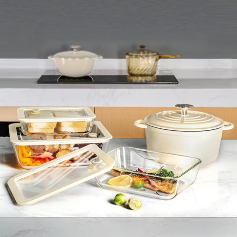 Urban Green rectangle 87oz container for large-volume storage with glass lid.