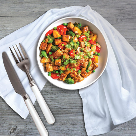 Urban Villa Kitchen Towels machine-washable after meals and spills.