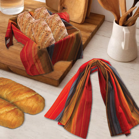 Urban Villa 100% cotton kitchen towels with soft fibers for everyday use.