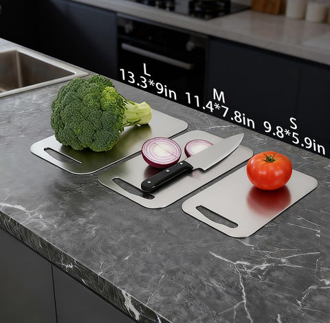 URMONA cutting board set medium, versatile size for vegetables and proteins.