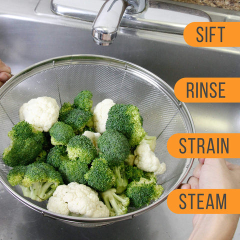 US Kitchen Supply steaming vegetables using the colander in a pot setup