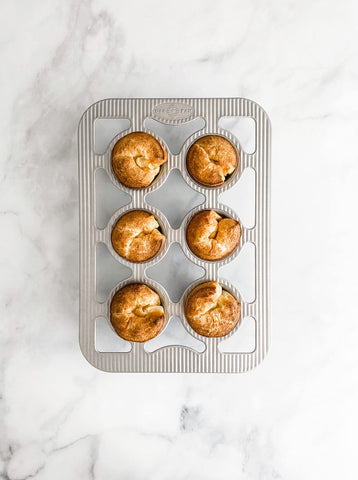 USA Pan 6-Well Popover Pan nonstick coating enables easy release