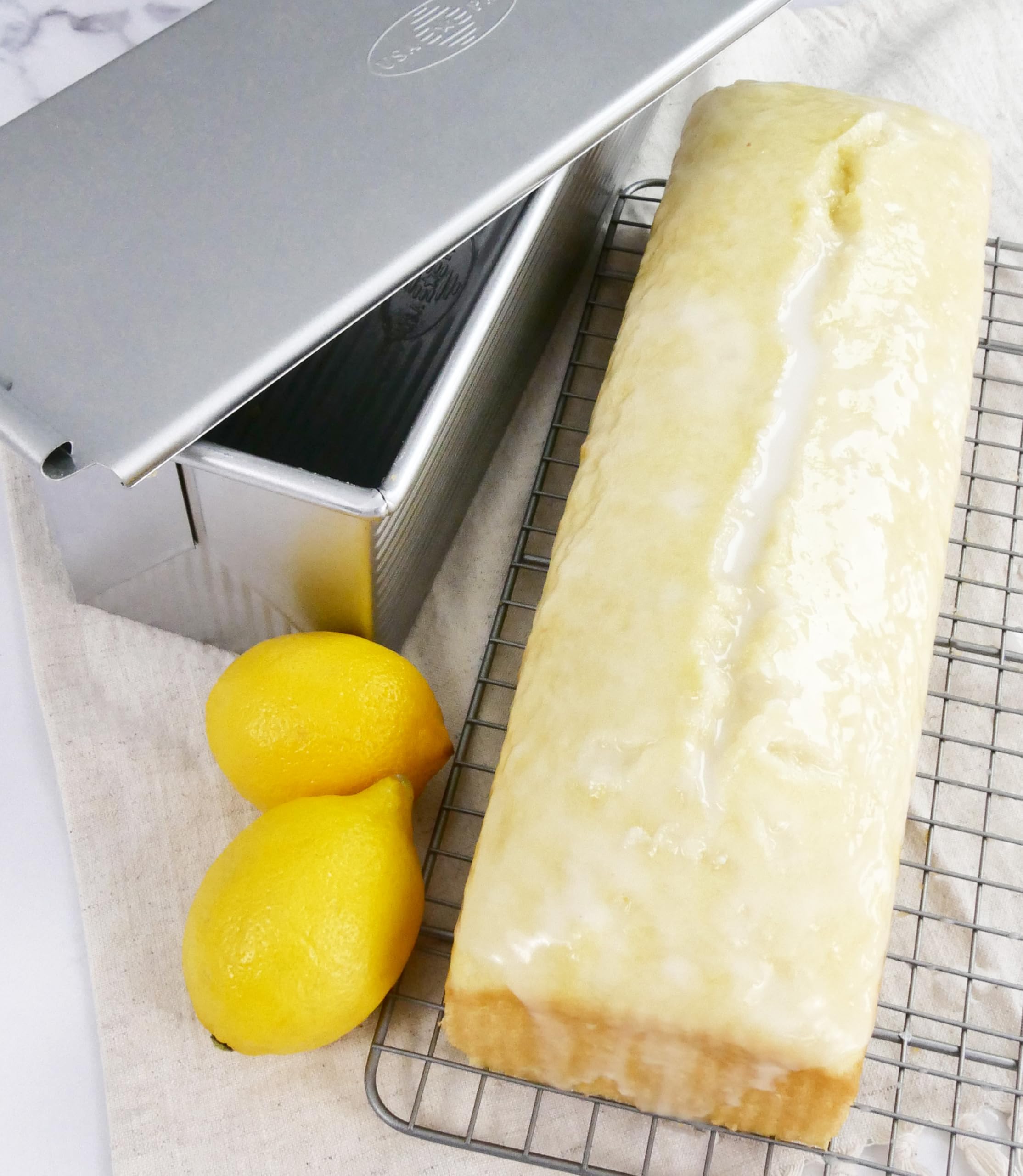 USA Pan Americoat Plus coating enables quick release of baked goods.