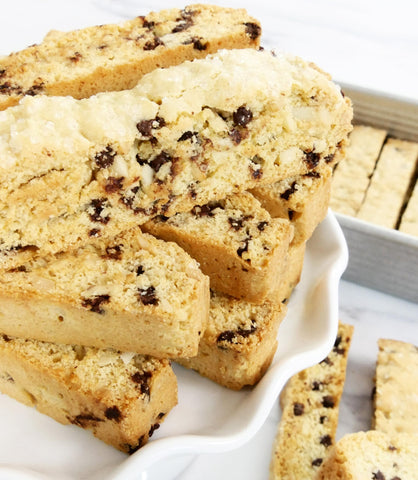 USA Pan biscotti pan offers quick release and easy cleanup after baking.
