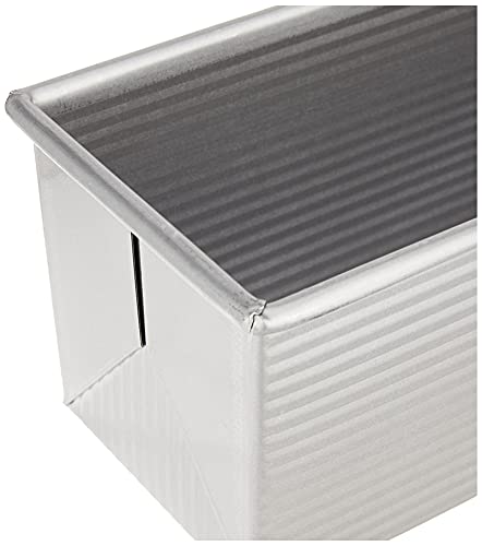 USA Pan 13x4 inch baking surface ideal for sandwich loaves.