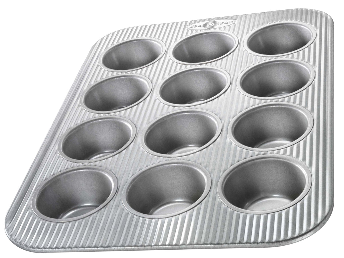 USA Pan muffin pan 12 wells: durable aluminized steel for even baking