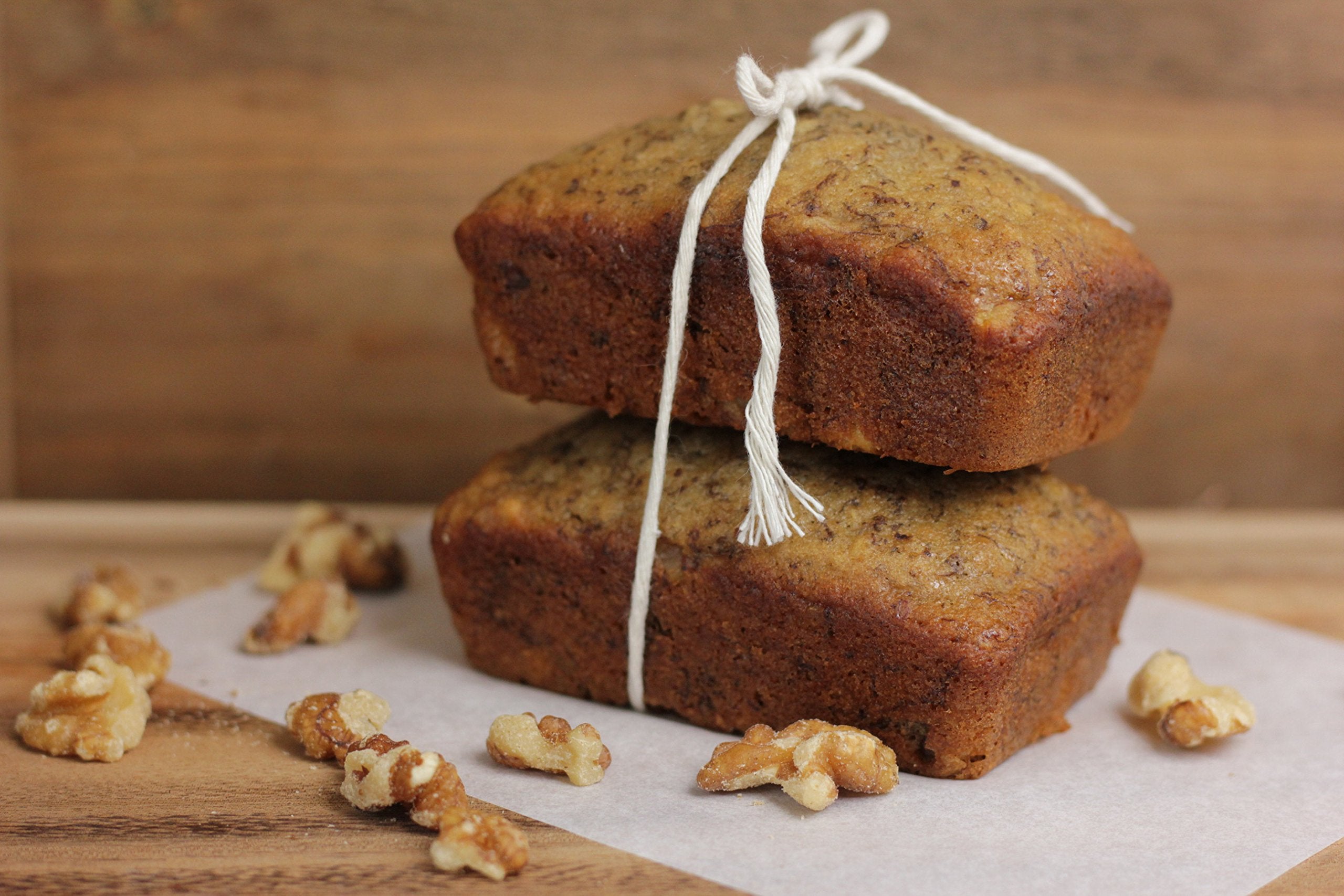 USA Pan quick-release design helps unmold mini loaves cleanly