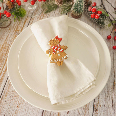 Utalek napkin ring packaging on display suggests gift-ready holiday decor