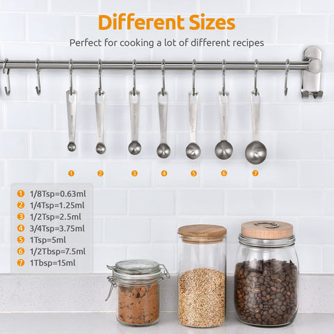 U-Taste seven-piece set designed for both dry and liquid ingredients, reducing spills.
