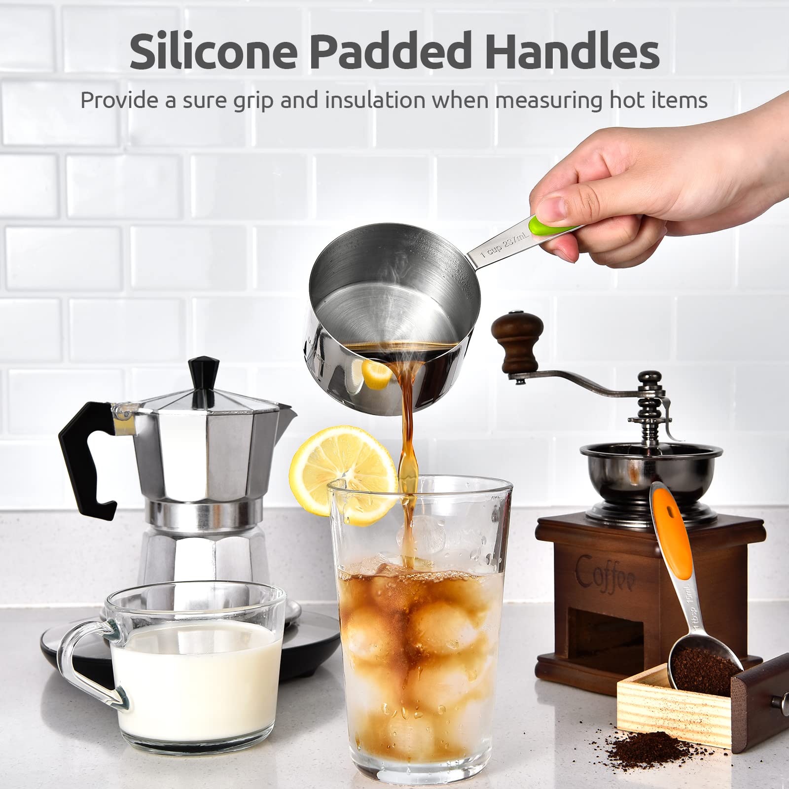 U-Taste set used to measure both liquids and dry ingredients.