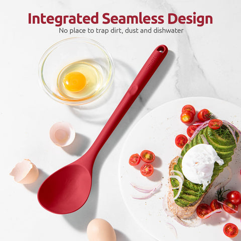 U-Taste long-handle spoon keeps hands away from heat