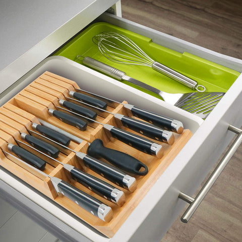 Utoplike knife block long-knife slots hold six longer blades.