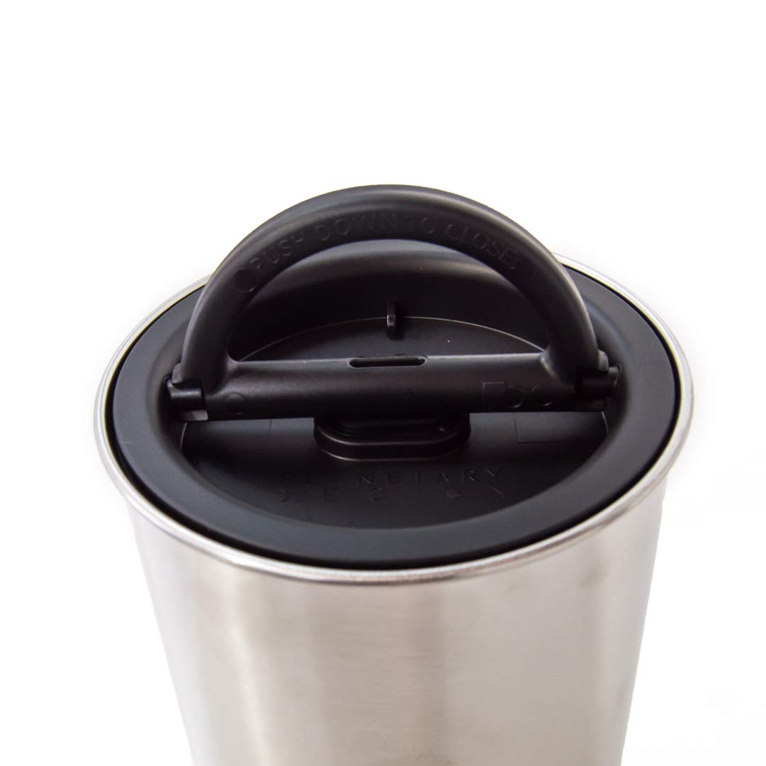 Stainless steel BPA free finish resists stains while preserving flavor in daily use.
