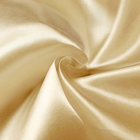 VACVELT light blue satin napkins create modern event vibes.
