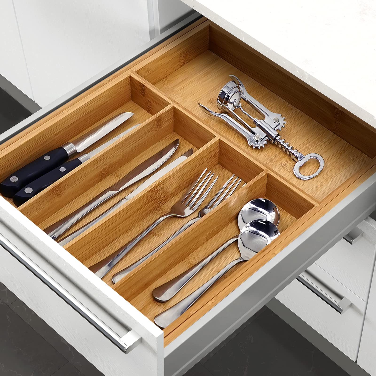 VaeFae Drawer Organizer demonstrates jewelry and stationery storage.