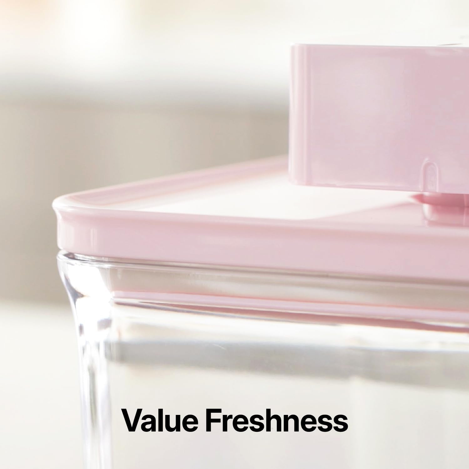 VAKUEN BPA-free material emphasizes safe, hygienic storage