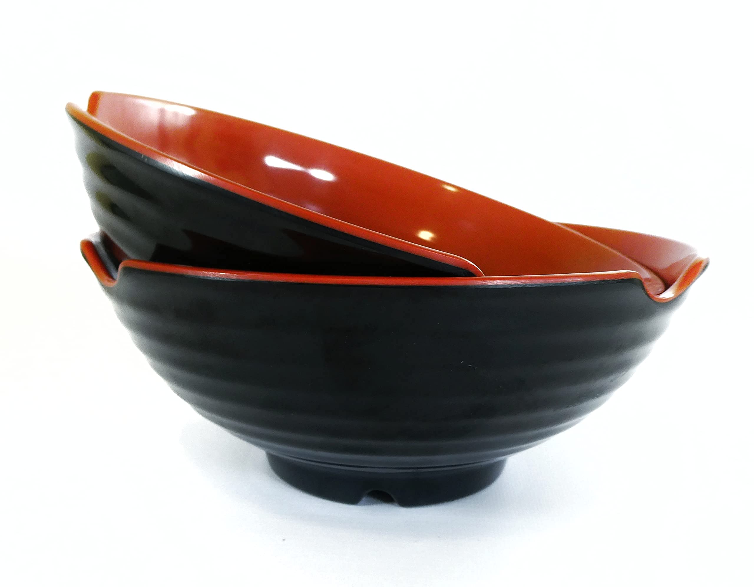 VALLENWOOD 4XL bowls feature an exclusive design that elevates table presentation.