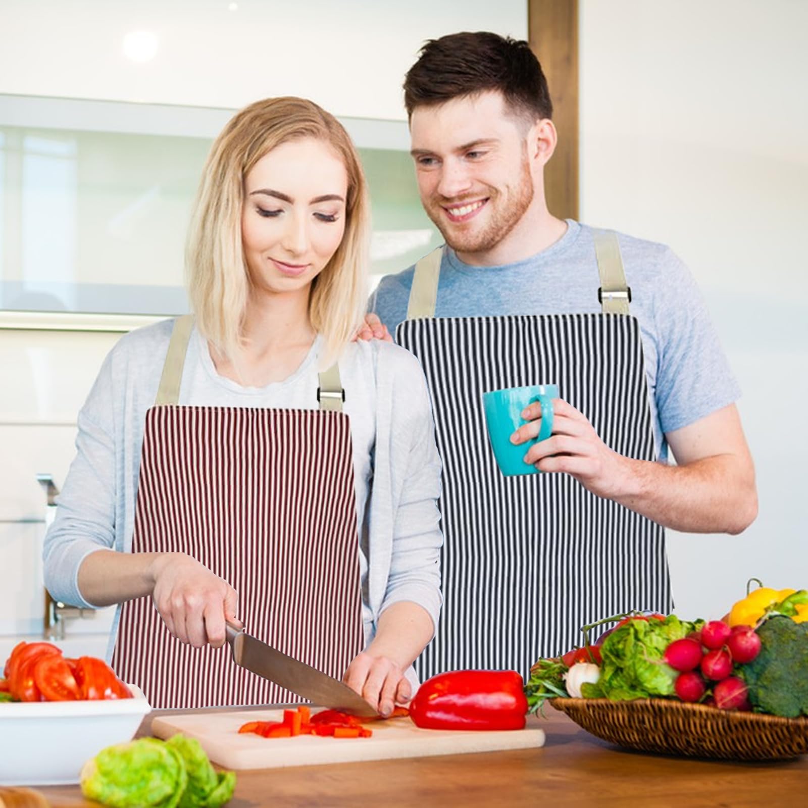 VALOME machine-washable apron for easy care and cleanup