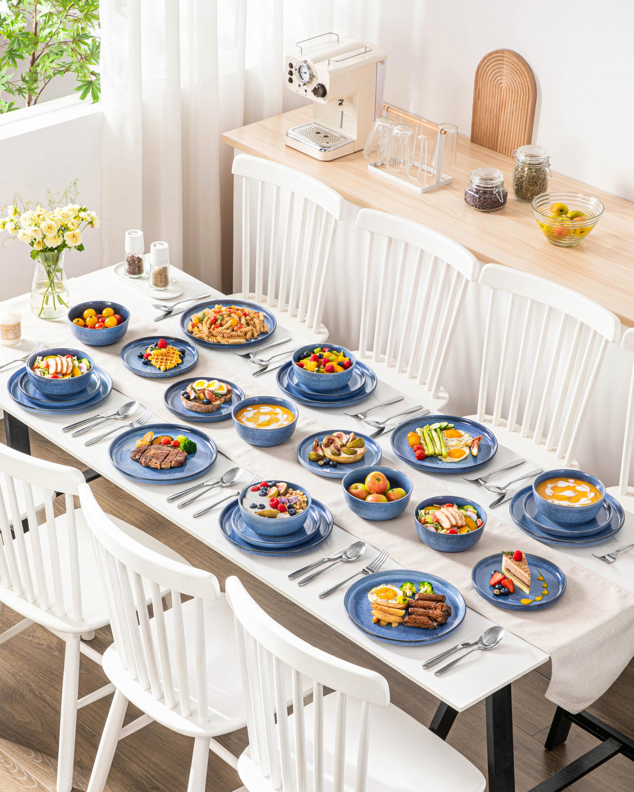 Vancasso ANYA dishwasher-safe dishware makes cleanup easy.