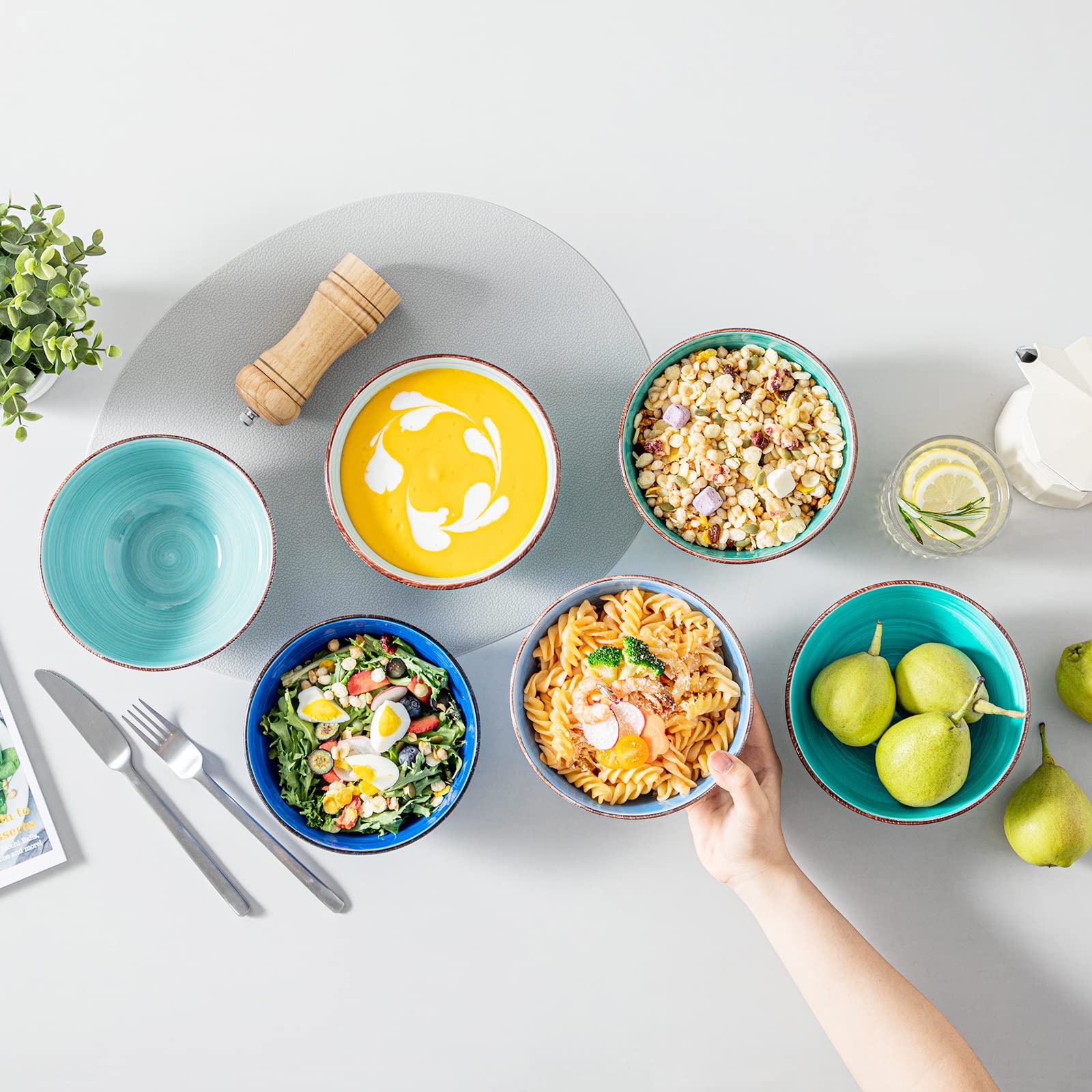 Six Bonita bowls with 27-ounce capacity suitable for cereals and soups