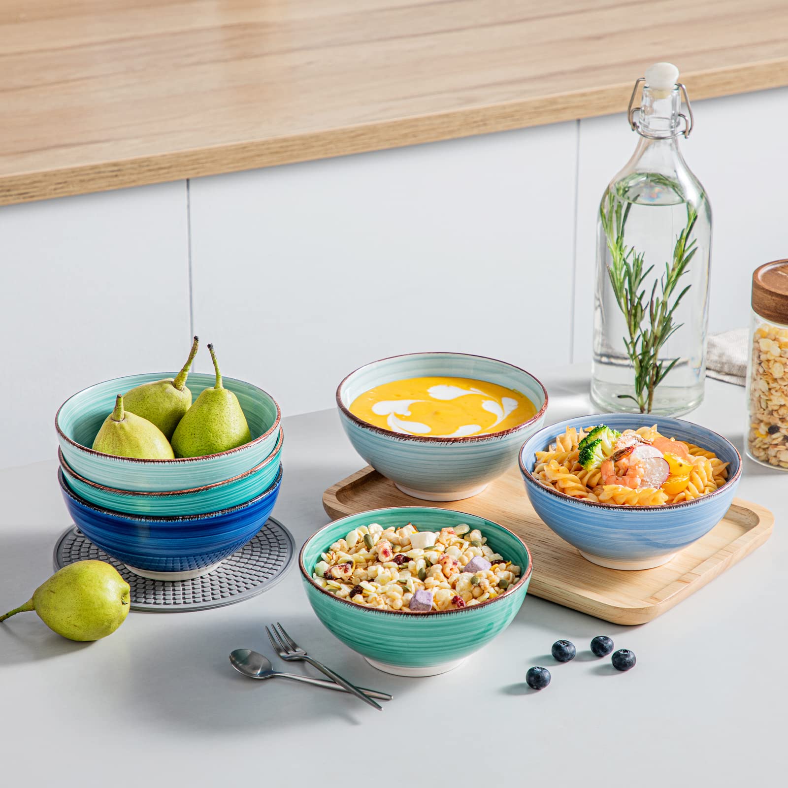 Each Bonita bowl features sixpointfour-inch diameter for balanced serving