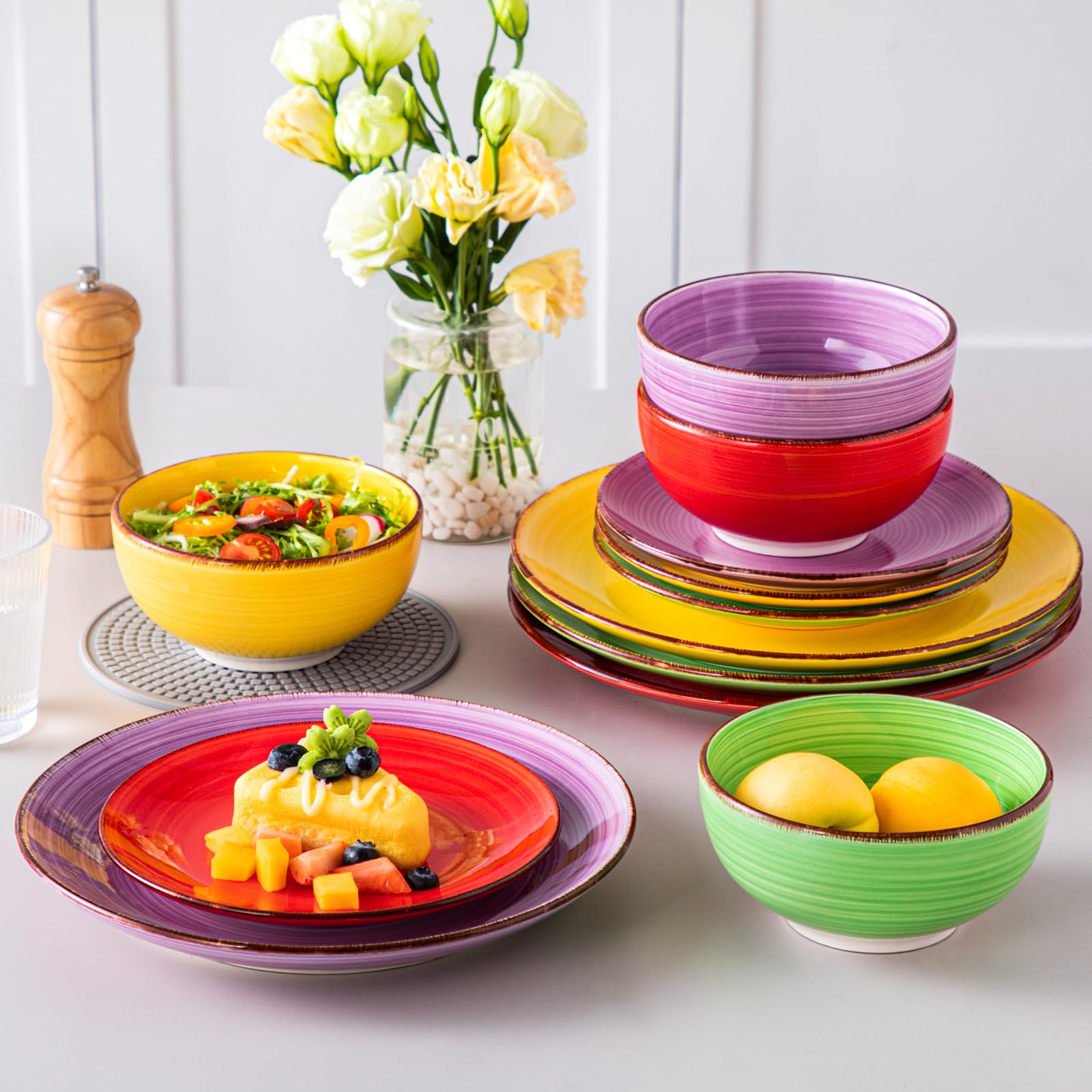 Vancasso Bonita colorful-dinner-plate enhances casual and formal dining.