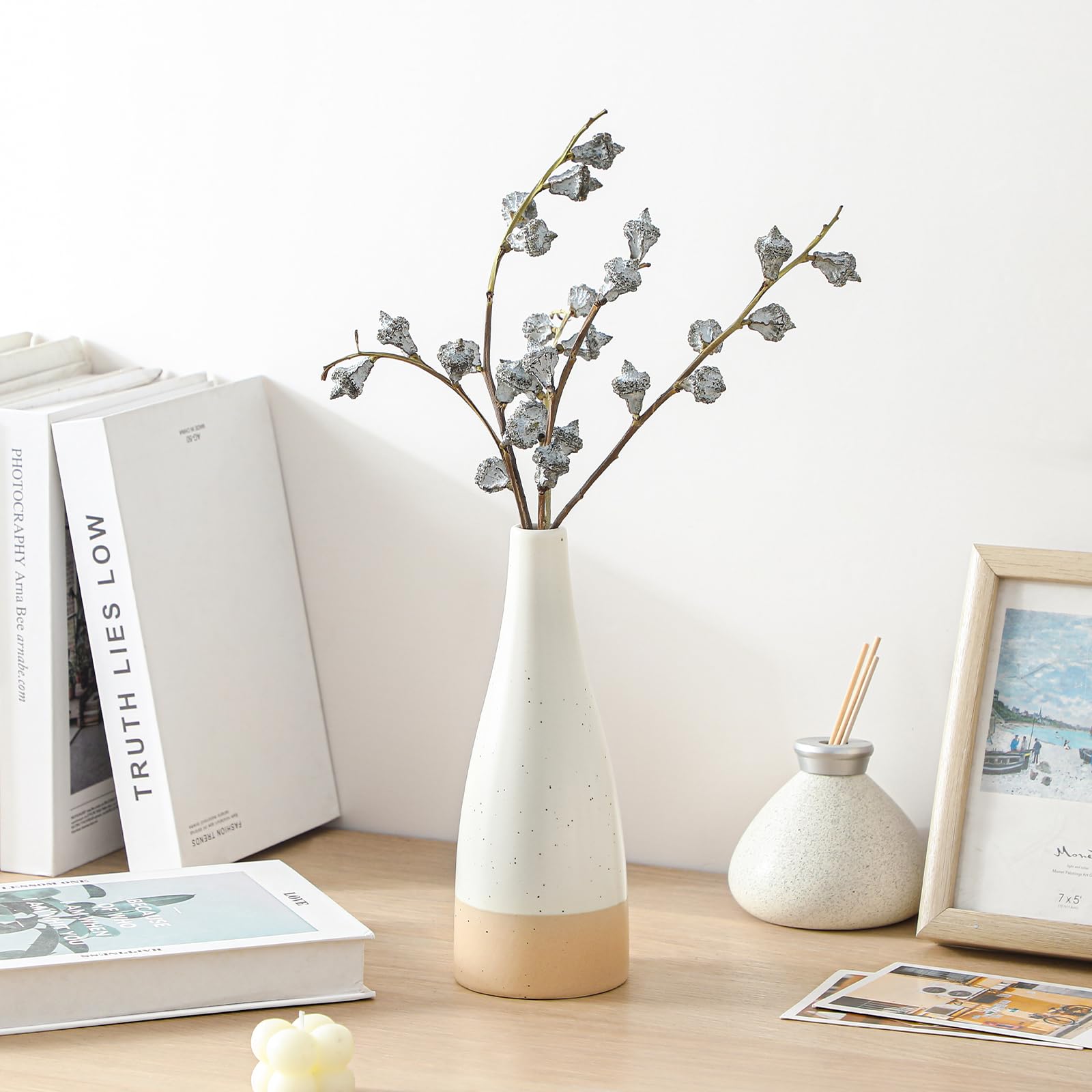 Vancasso elegant dispenser makes a thoughtful gift for food lovers.