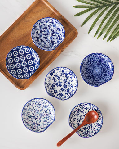 Vancasso spoon rest complements farmhouse to modern decor while keeping tools ready